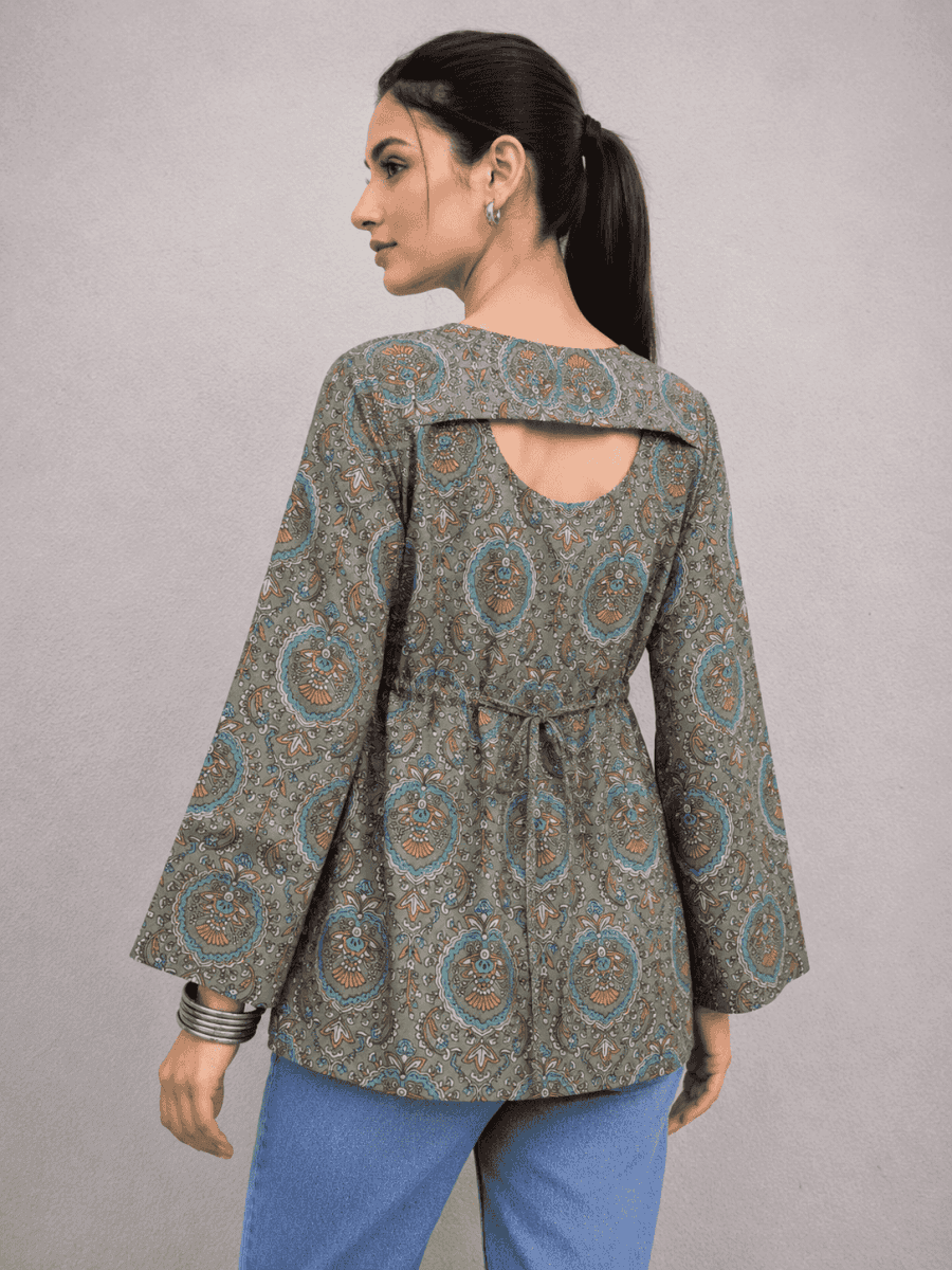 Women’s Abstract Print Bell Sleeve Top | Stylish Casual Flared Sleeve Tunic
